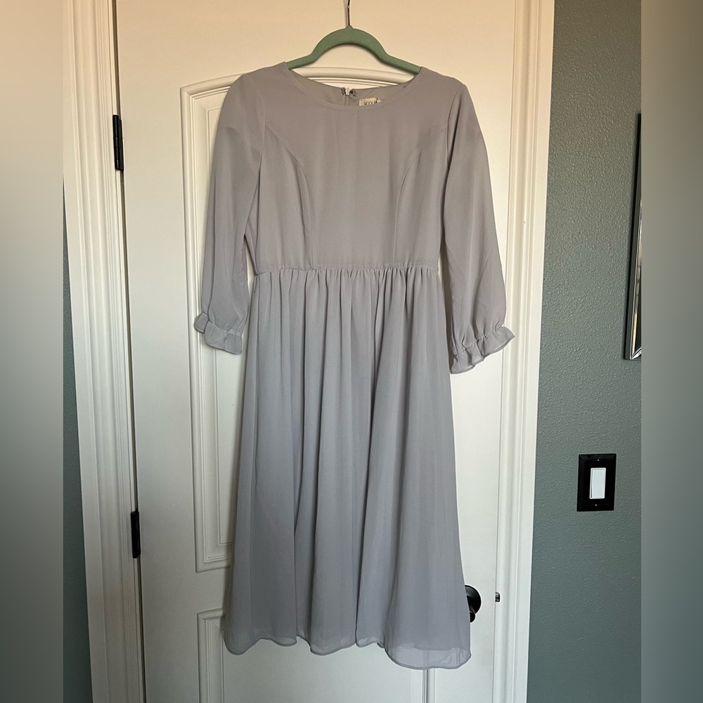 Roolee Light gray/blue-ish knee length dress